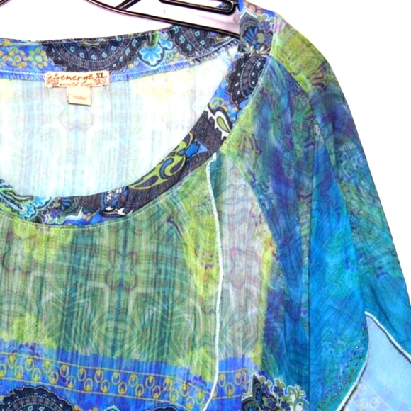 Sheer Boho Top (XL) – Flowy & Beachy Vibes! 💙✨ - Picture 6 of 8